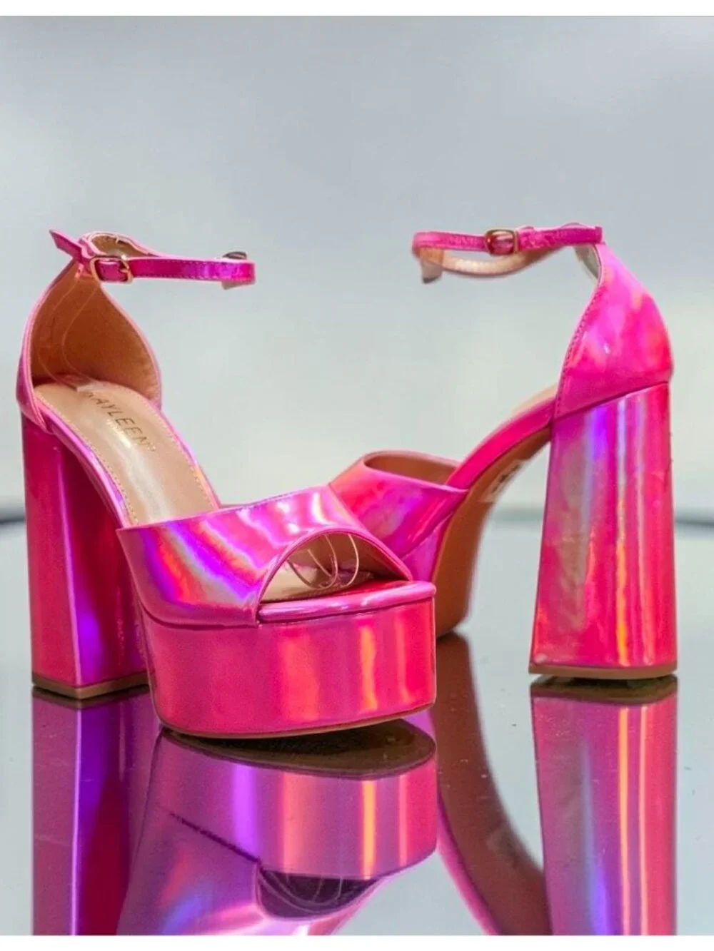 N/A iridescent pink